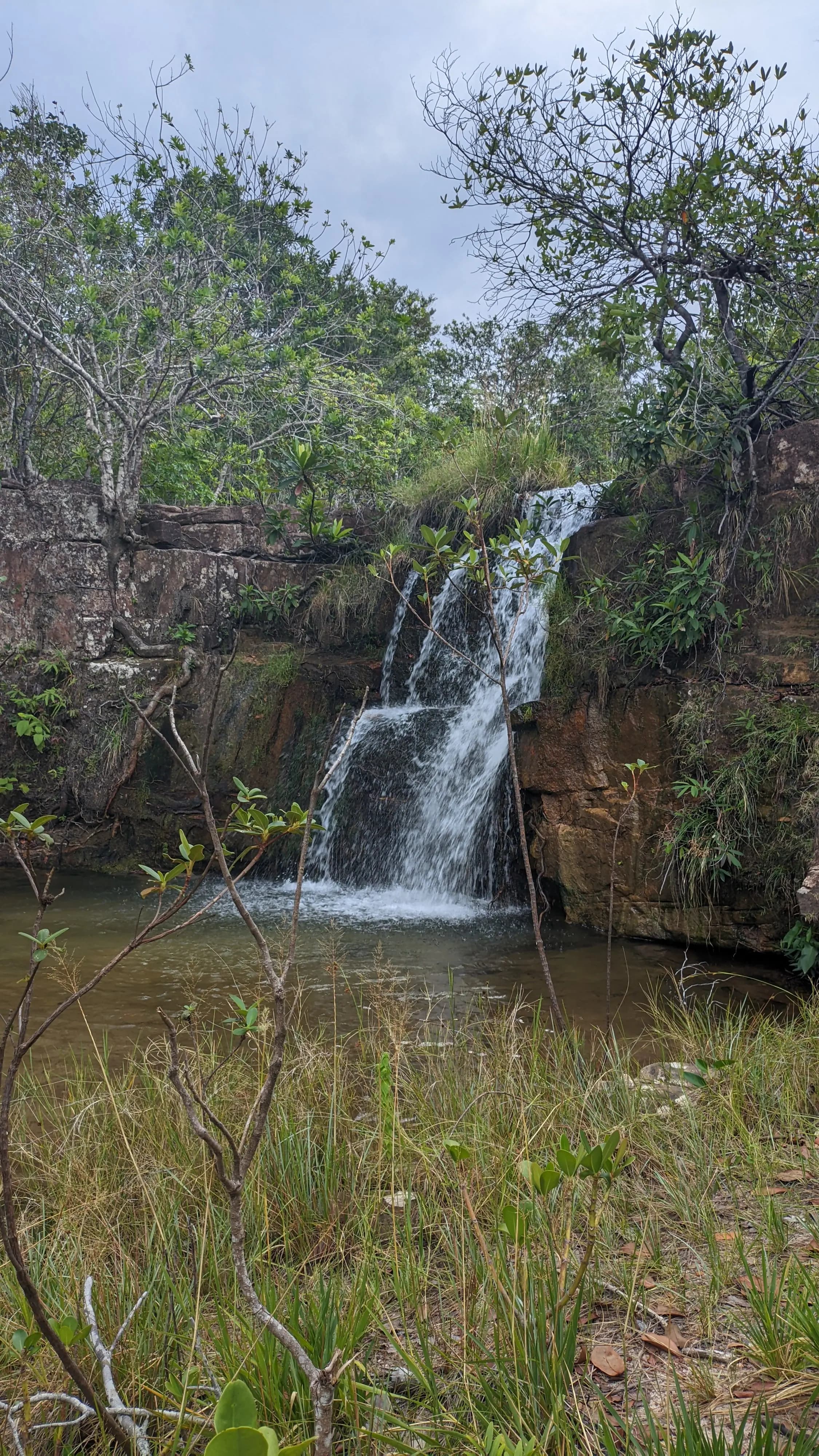 cachoeira agua limpa, poço de cima